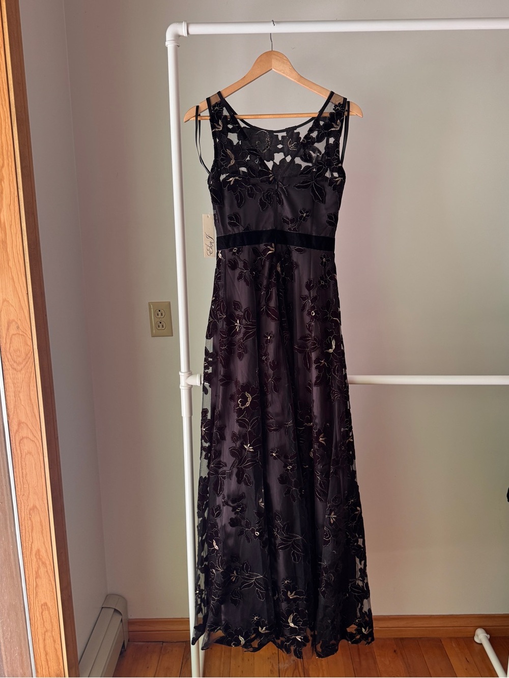 Eliza J Black Flocked Tulle Maxi Gown - Picture 5 of 6